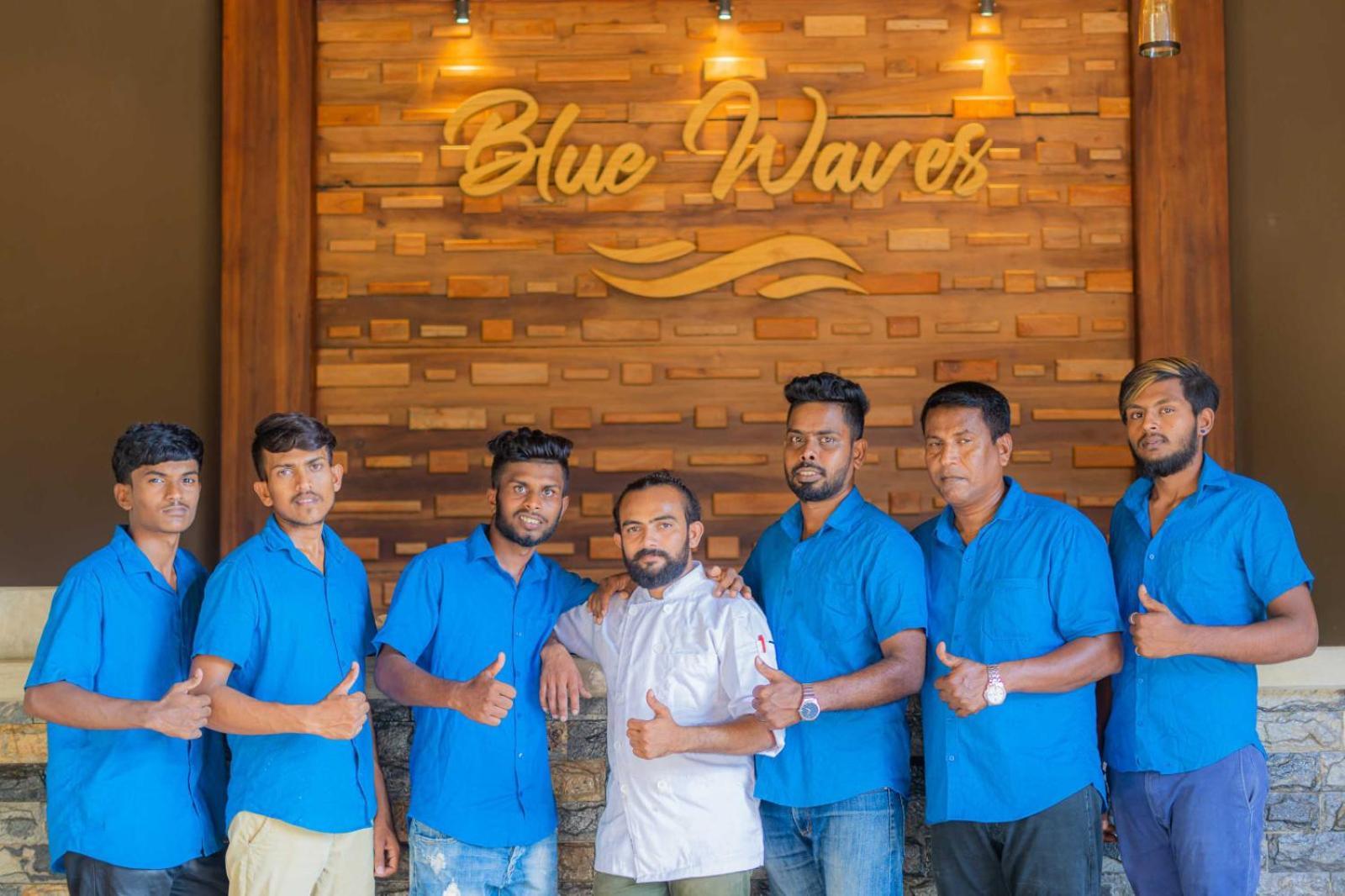 Blue Waves Kite Surfing Beach Resort Kalpitiya Bagian luar foto